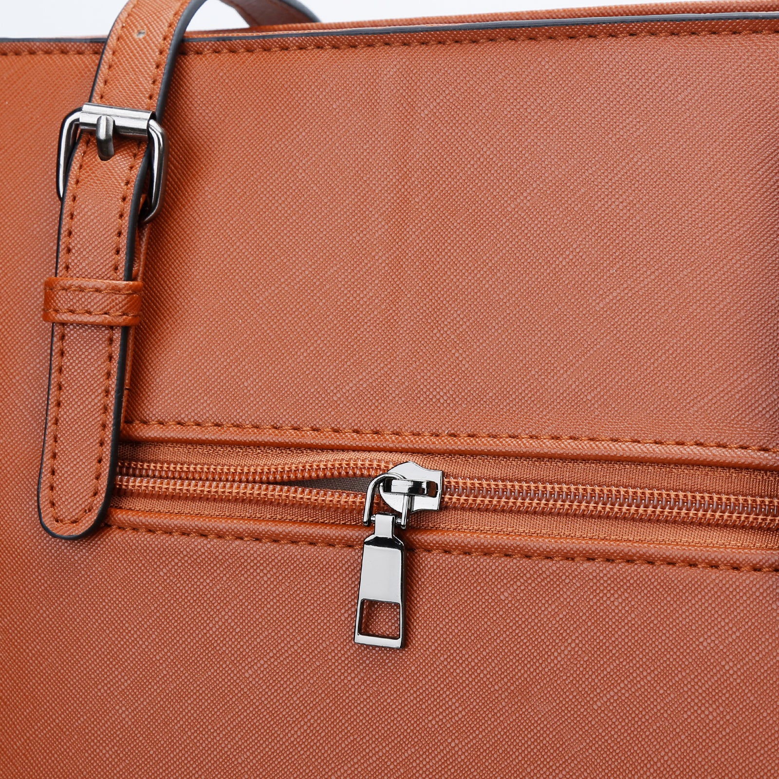 Eleganci | Emily Shopper - Eleganci