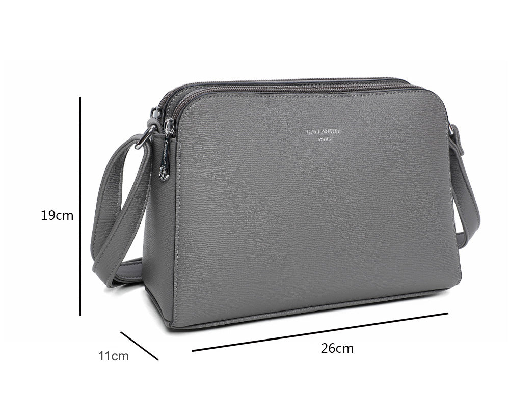 Gallantry | Julia Crossbodytas - Eleganci