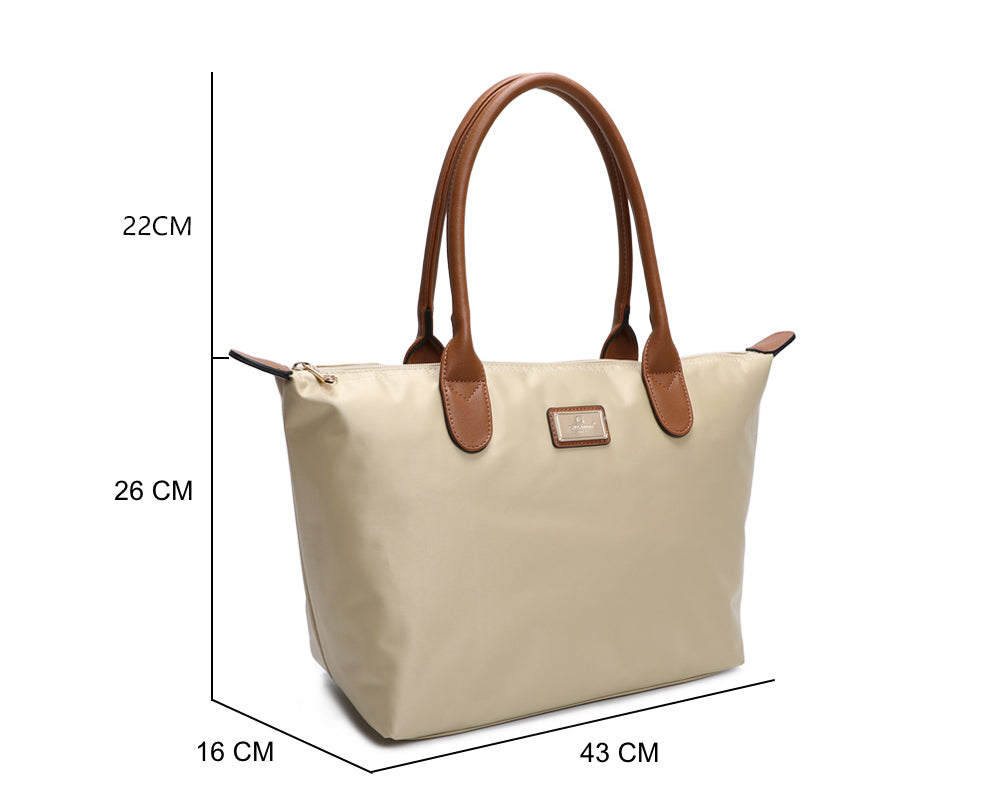 Gallantry | Puck Shopper - Eleganci
