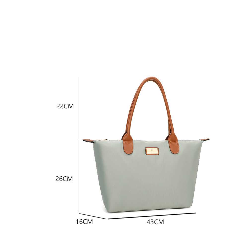 Gallantry | Puck Shopper - Eleganci