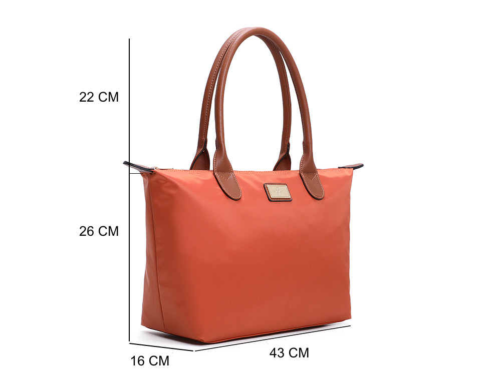 Gallantry | Puck Shopper - Eleganci