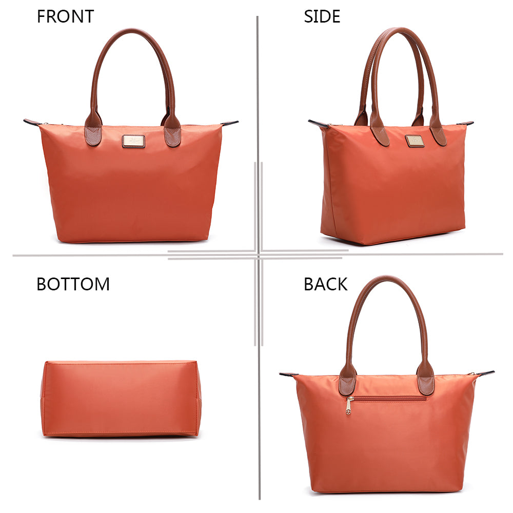 Gallantry | Puck Shopper - Eleganci