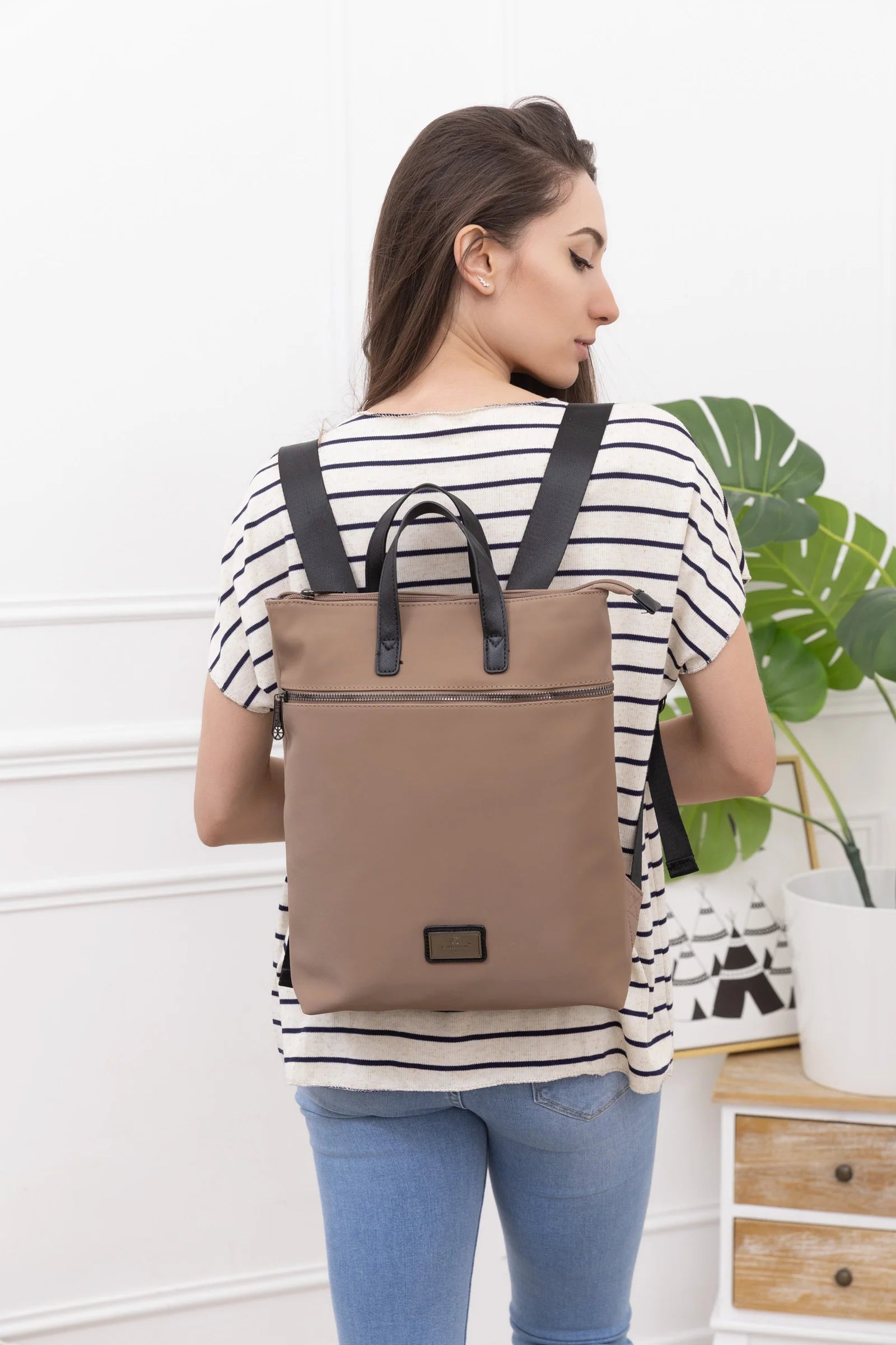 Gallantry | Linde Rugtas - Eleganci